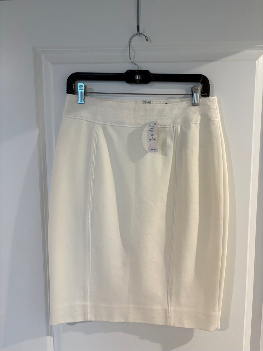 White House Black Market Cream Ponte Pencil Skirt